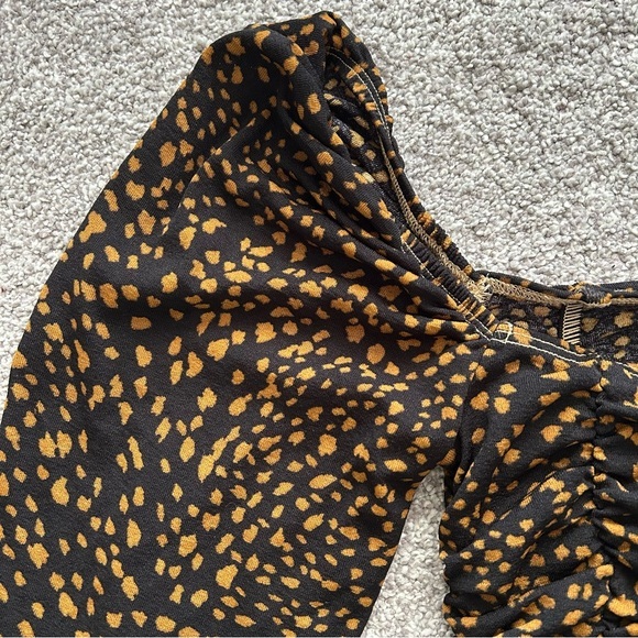 Topshop Ruched Animal Print Long Sleeve Crop‎ Top - Picture 6 of 8